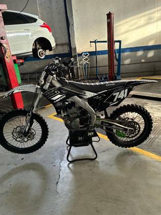KAWASAKI KX250F 